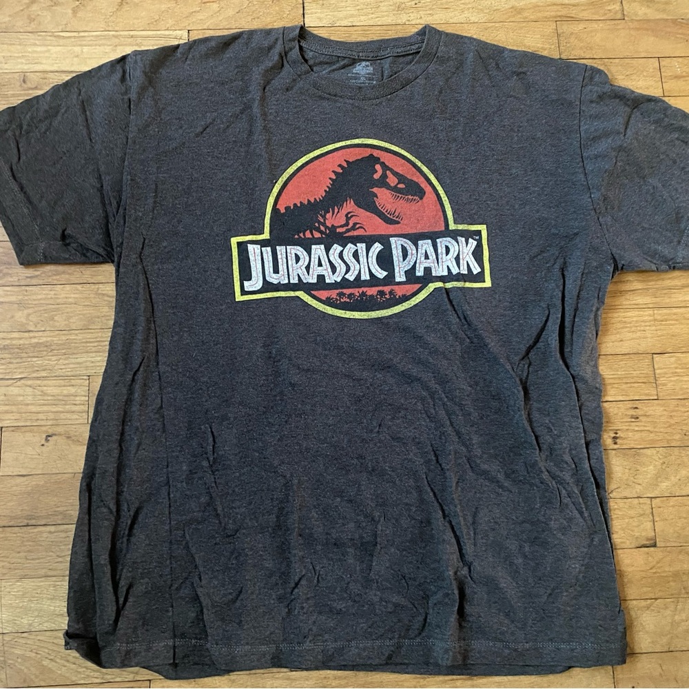 Jurassic Park t-shirt size XL